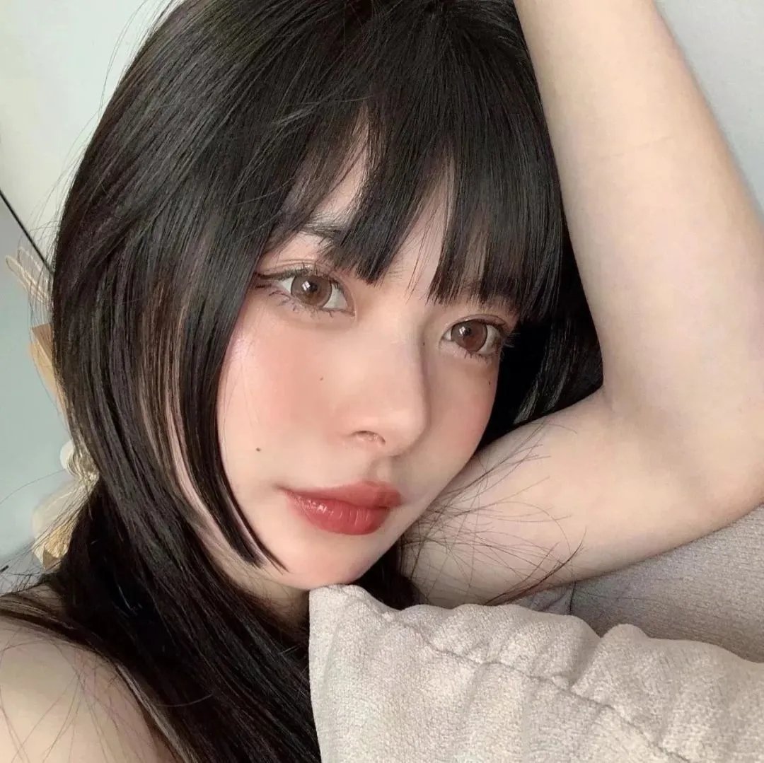 怪兽与女孩